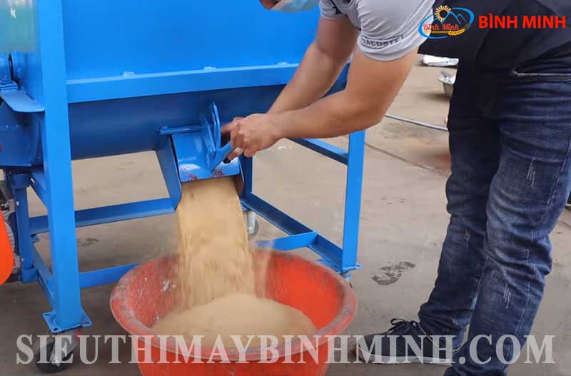 may-tron-cong-nghiep