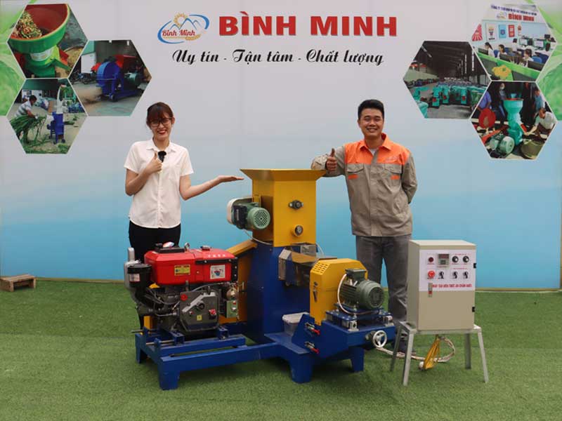 may-dun-vien-thuc-an-chan-nuoi-40k-dau-no-binh-minh