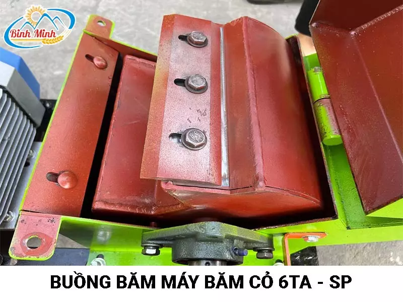 máy băm cỏ 6TA SP