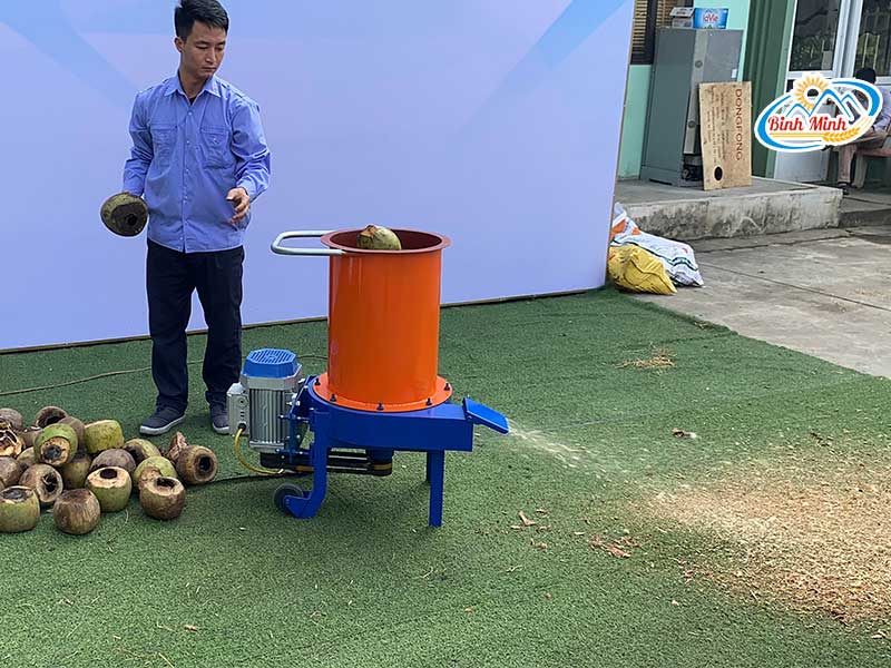 máy băm rơm xơ dừa 1pha