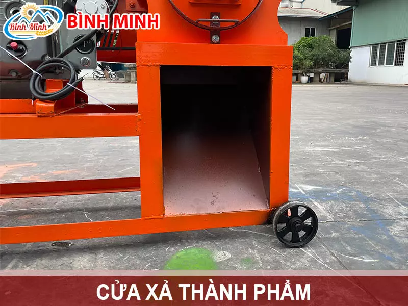 cua-xa-may-bam-xo-dua-B350-dau-no